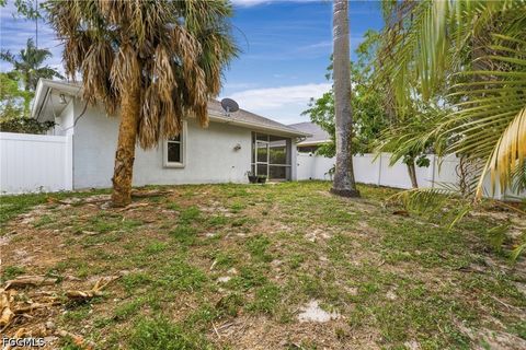 Tiny photo for 657 109th Avenue N, Naples, FL 34108 (MLS # 2026018756)