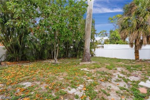 Tiny photo for 657 109th Avenue N, Naples, FL 34108 (MLS # 2026018756)