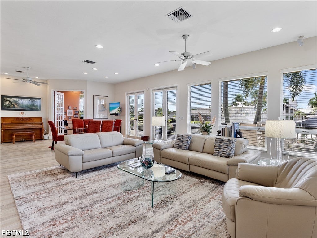 822 Cypress Lake Circle