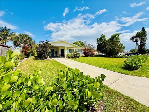 2084 46th Street SW Naples FL 34116