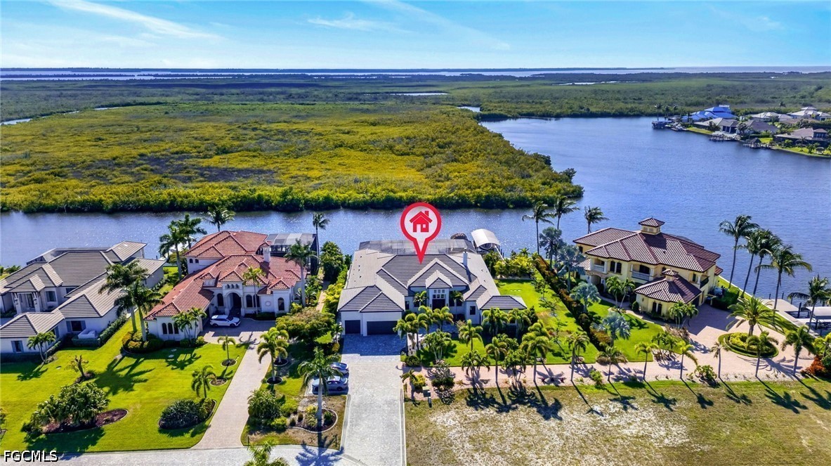 872 W Cape Estates Circle