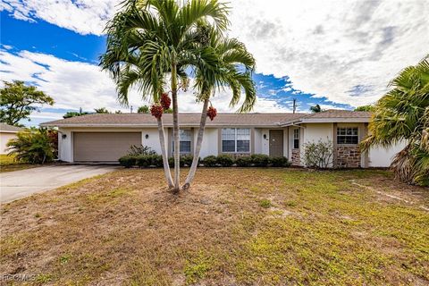 208 SE 43rd Terrace Cape Coral FL 33904