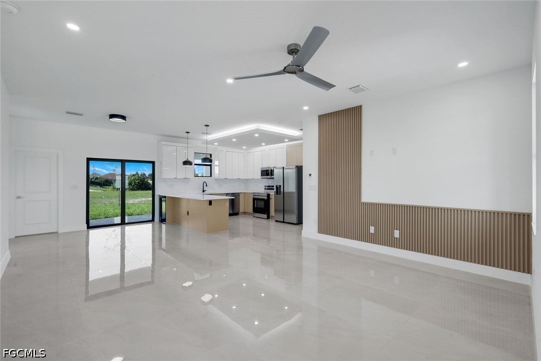 2754 NW 6th Street