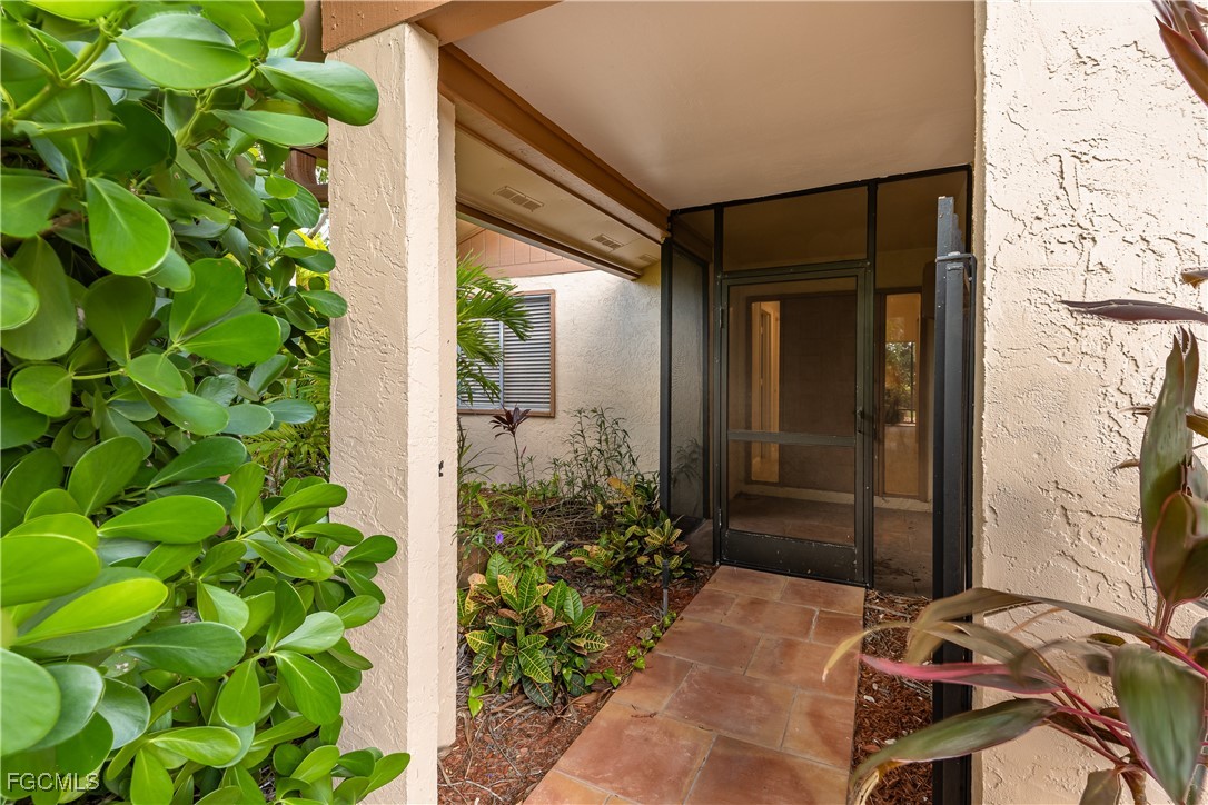 6468 Royal Woods Drive