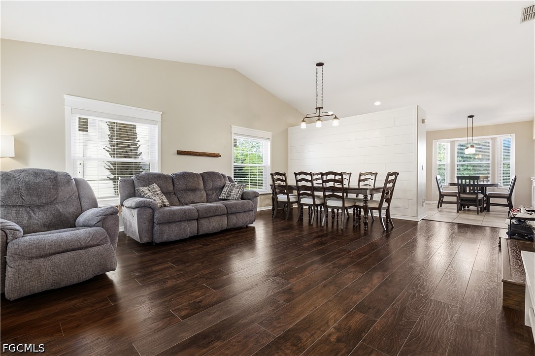 12421 Eagle Pointe Circle