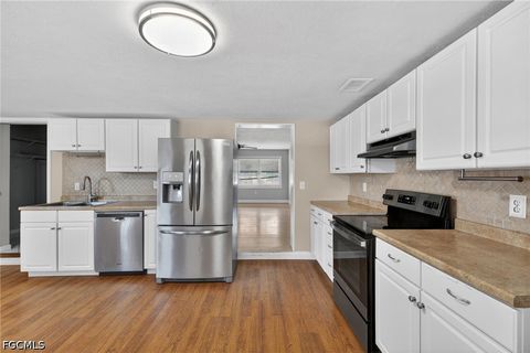Tiny photo for 915 Hibiscus Lane, North Fort Myers, FL 33903 (MLS # 2026020264)