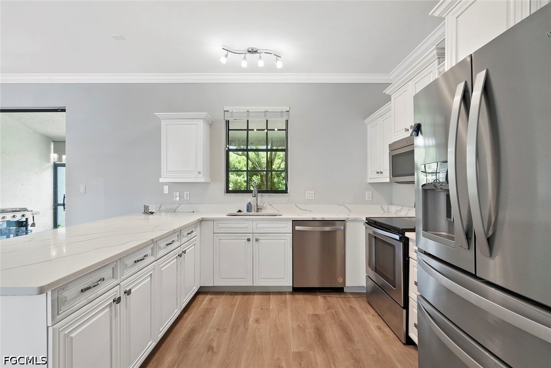 14617 Sutherland Avenue 80