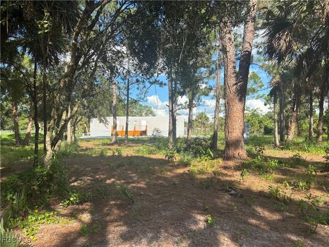 Tiny photo for 430 S Romero Street, Clewiston, FL 33440 (MLS # 2025017305)