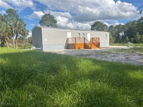 Tiny photo for 430 S Romero Street, Clewiston, FL 33440 (MLS # 2025017305)