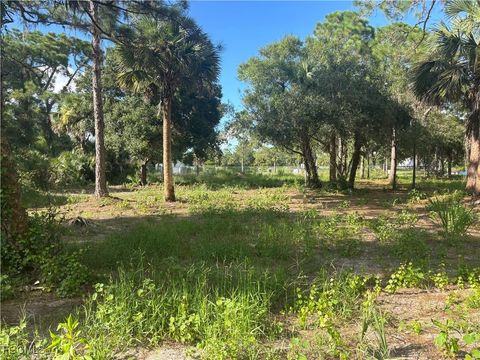 Tiny photo for 430 S Romero Street, Clewiston, FL 33440 (MLS # 2025017305)