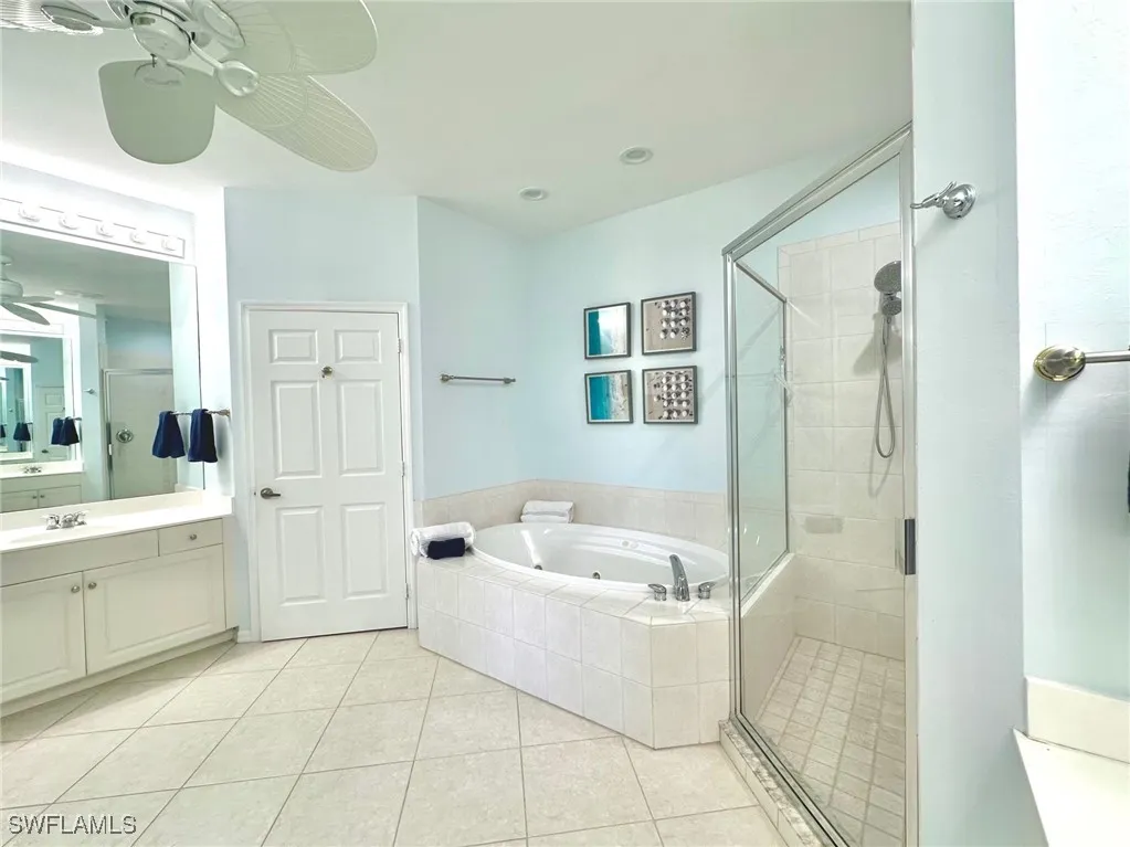 Bonita Springs, Florida 34135, United States, 3 Bedrooms Bedrooms, ,2 BathroomsBathrooms,Residential,Active,241158