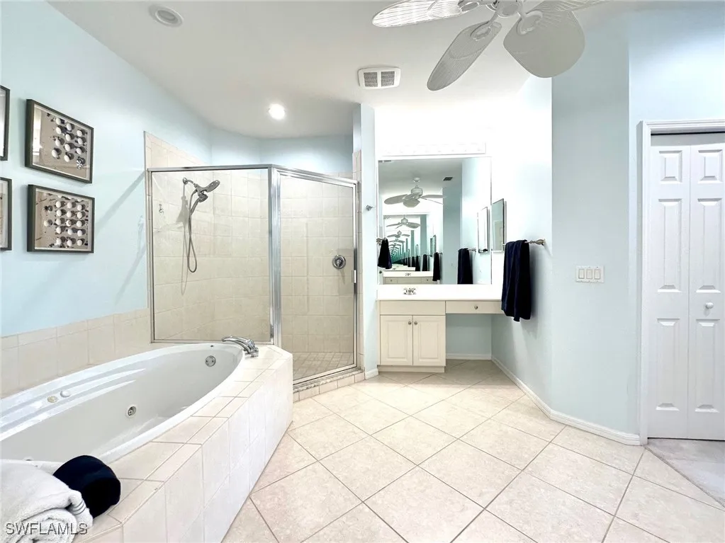 Bonita Springs, Florida 34135, United States, 3 Bedrooms Bedrooms, ,2 BathroomsBathrooms,Residential,Active,241158