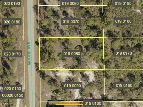 508 Moore Avenue Lehigh Acres FL 33972