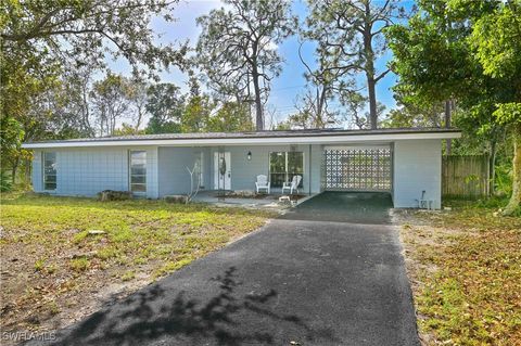 2100 Burton Avenue Fort Myers FL 33907