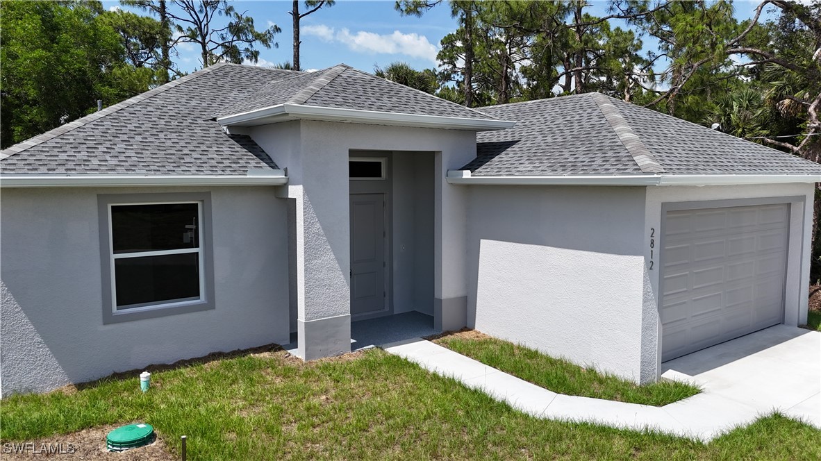 2812 10 Street W