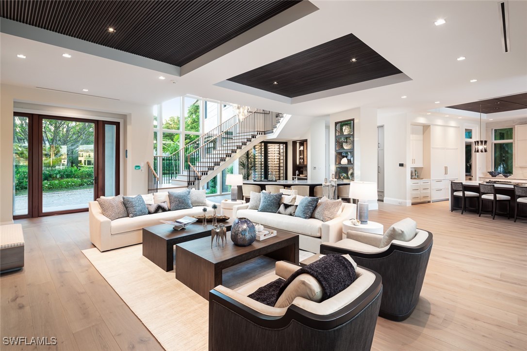 3131 Gin Lane