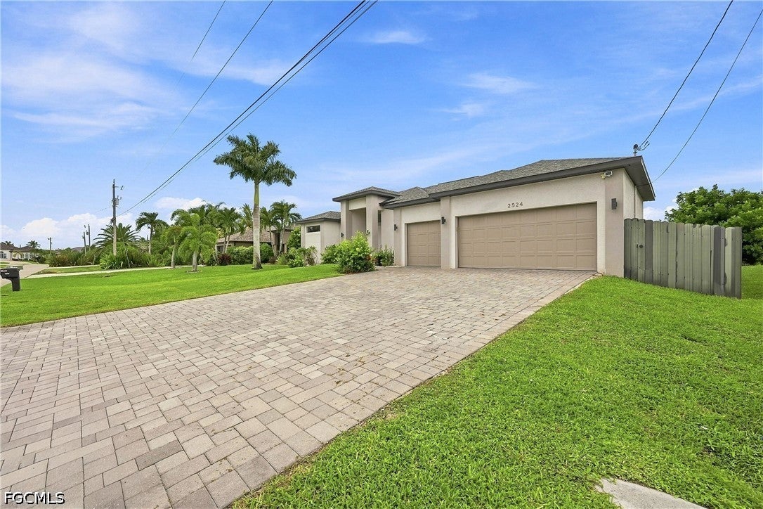 2524 SW 31st Lane