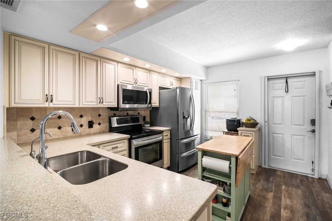 26290 Rampart Boulevard 304-D