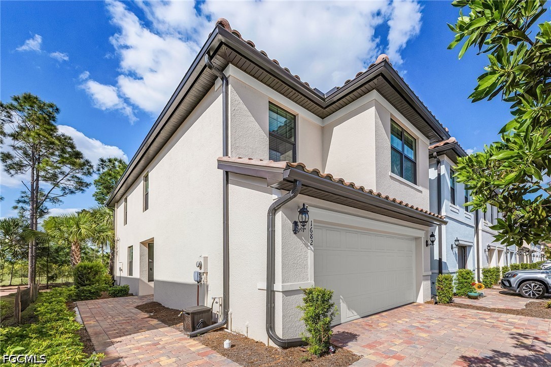 1682 Lake Jessup Circle