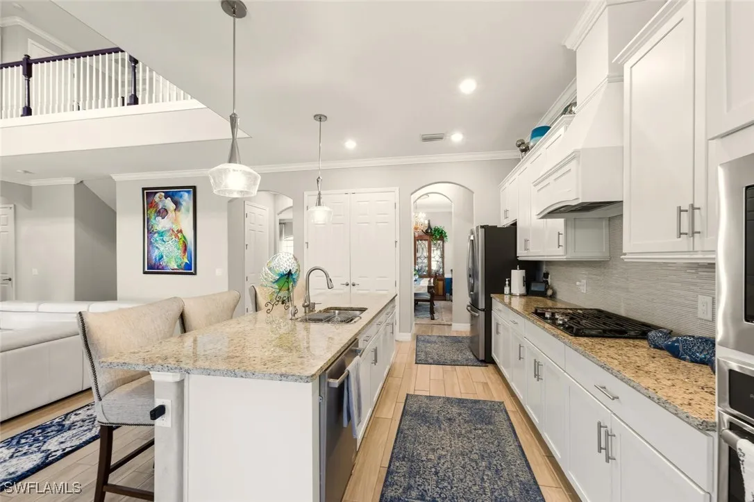 Naples, Florida, 34120, United States, 5 Bedrooms Bedrooms, ,5 BathroomsBathrooms,Residential,Active,2006532