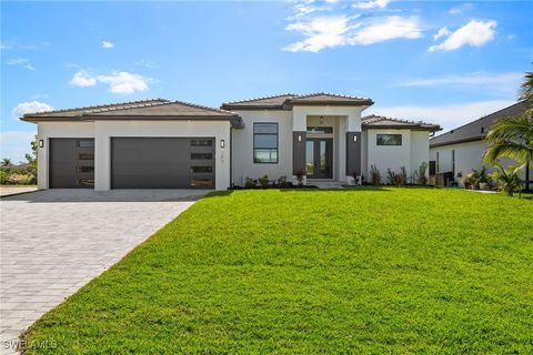 707 NW 38th Avenue Cape Coral FL 33993