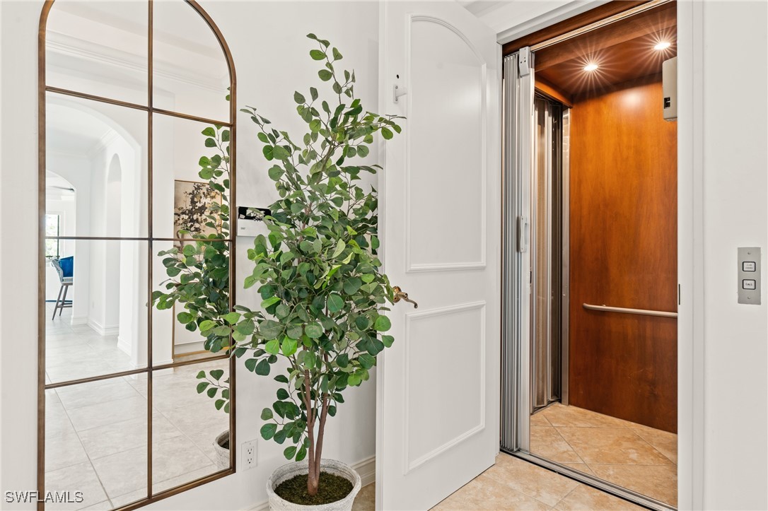 10750 Vivaldi Court 302
