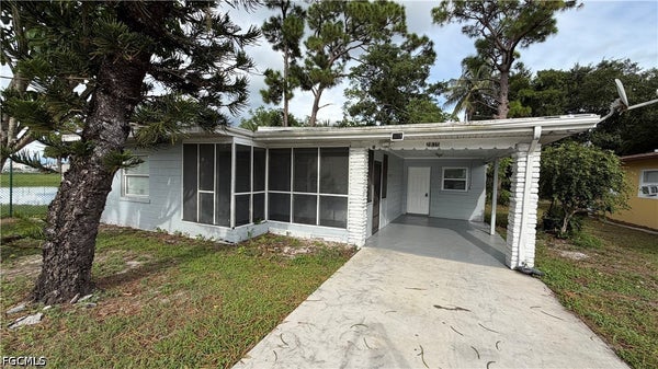 2835 EVANS AVE, FORT MYERS, FL 33901 - Image 0a0a62e65d2b1d32dd9230b66f8fe1af/1966689710