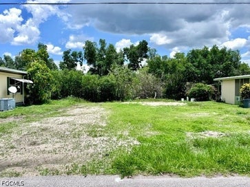 14623 Paul Revere Loop North Fort Myers FL 33917