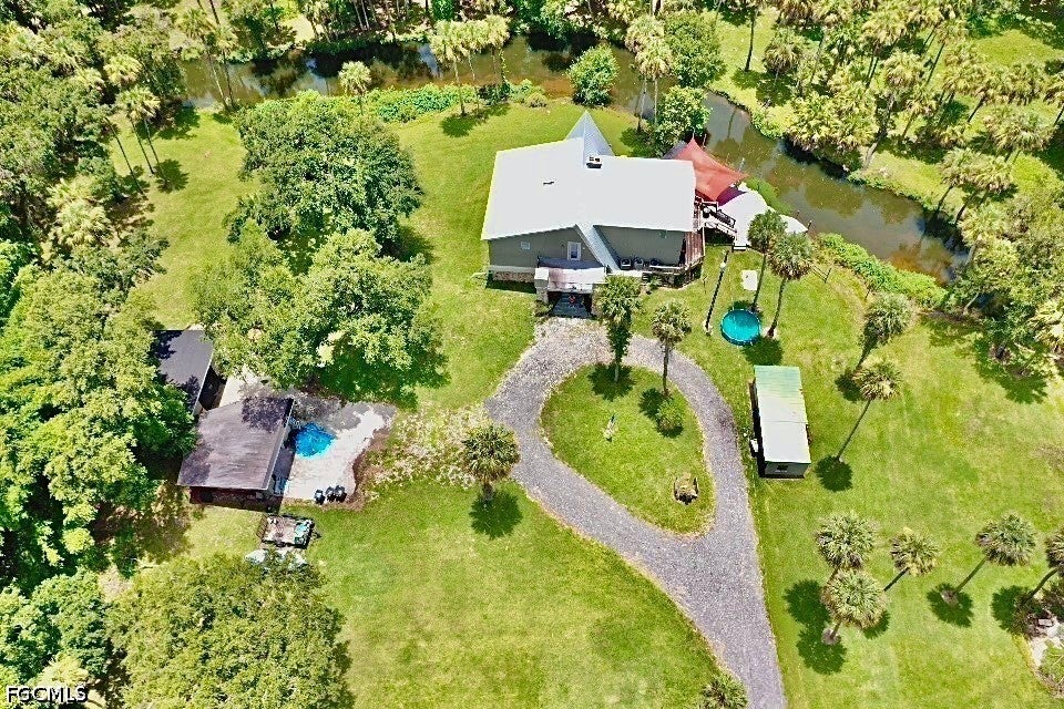 5121 Muddy Lane