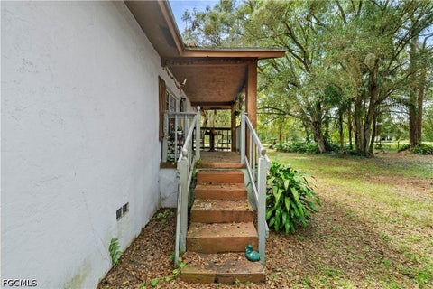 Tiny photo for 800 Woodland Boulevard, Clewiston, FL 33440 (MLS # 2026039449)