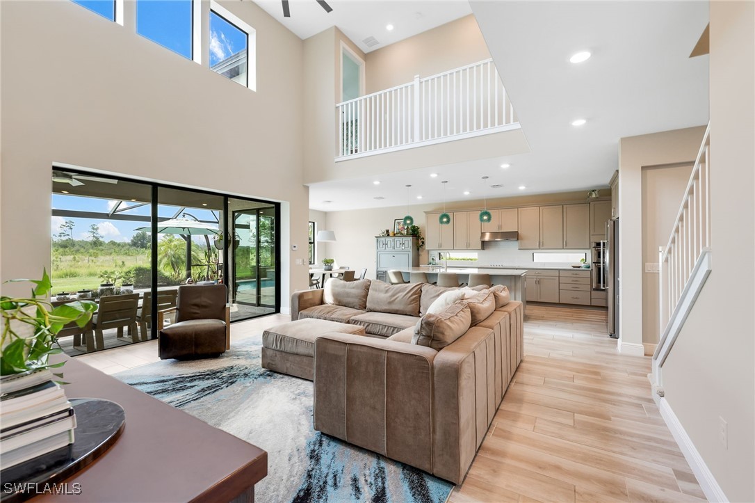 17596 Kinzie Lane