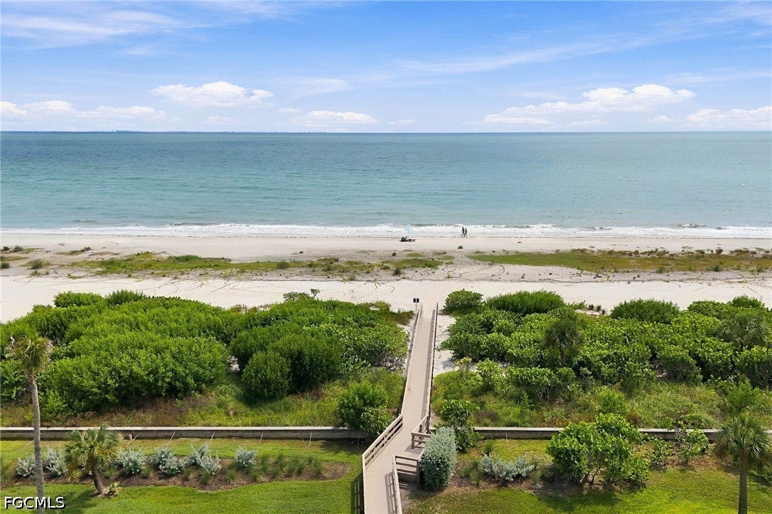 1299 Middle Gulf Drive 223