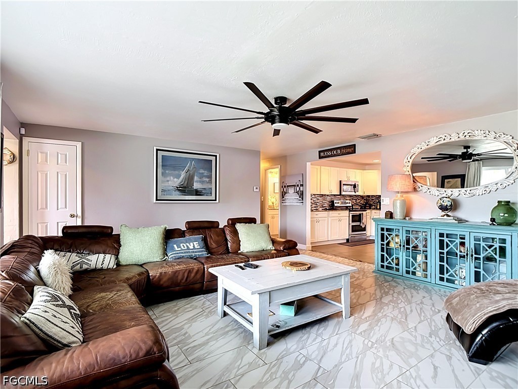 2212 Crystal Drive