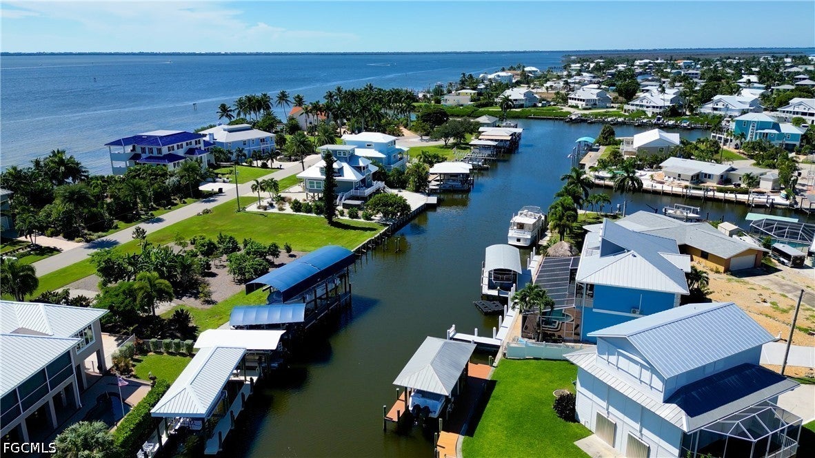 2277 Sapodilla Lane