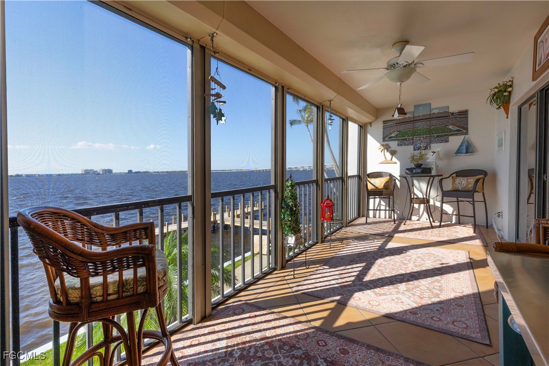 1925 Clifford Street 202