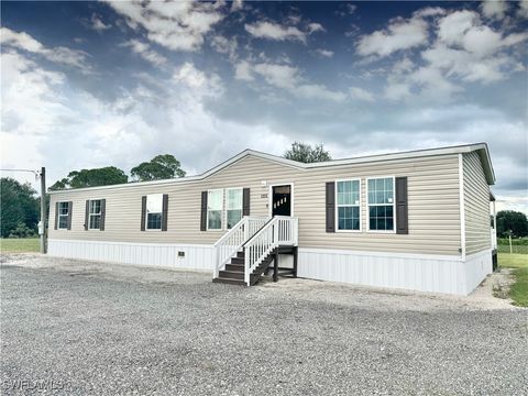 1255 Naples Avenue Clewiston FL 33440