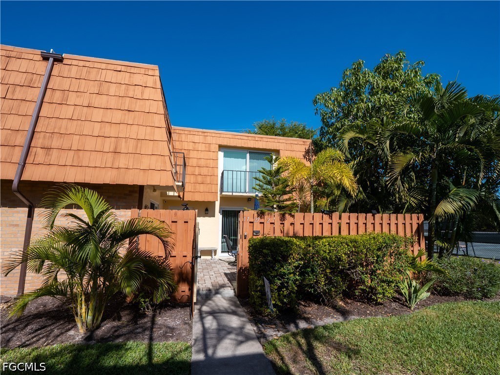 1727 Park Meadows Drive 2
