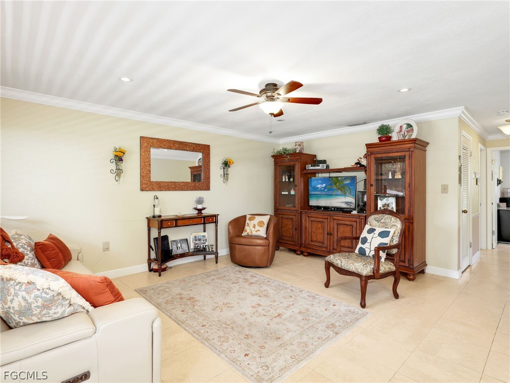 431 Van Buren Street C6