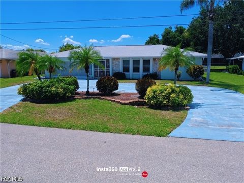 Tiny photo for 712 SE 32nd Terrace, Cape Coral, FL 33904 (MLS # 2026022161)