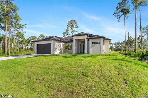 Tiny photo for 722 Phelps Street E, Lehigh Acres, FL 33974 (MLS # 2026020183)