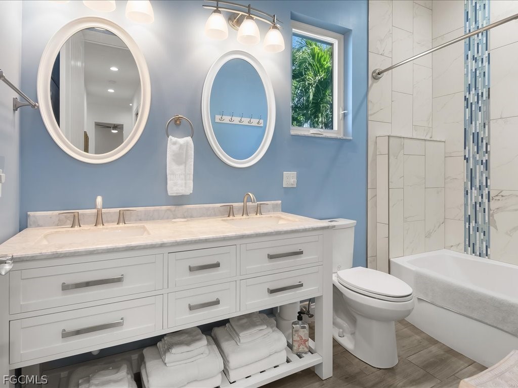 Matlacha, Florida, 33993, United States, 4 Bedrooms Bedrooms, ,3 BathroomsBathrooms,Residential,Active,2019859