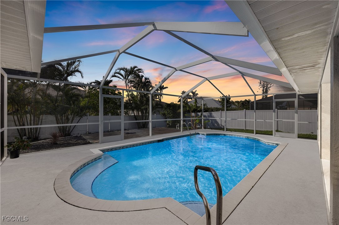 2702 SW 53rd Lane