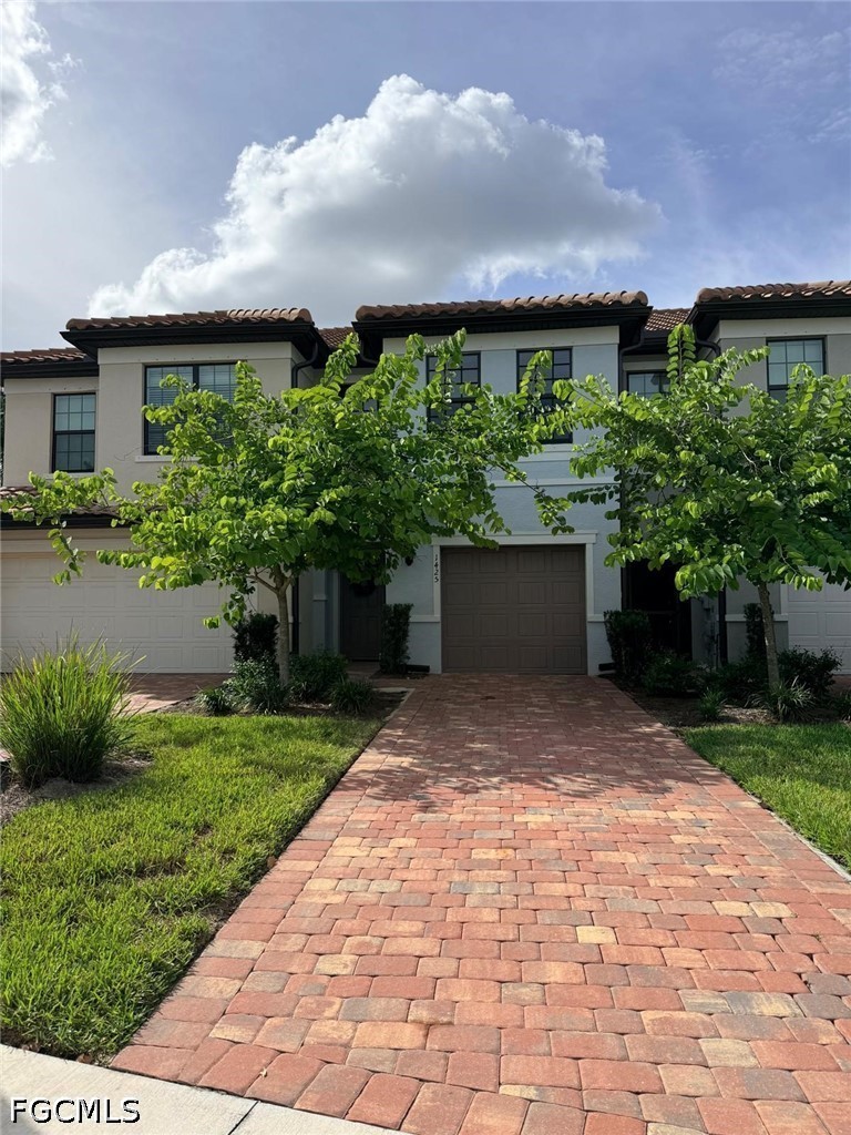 1425 Weeping Willow Court
