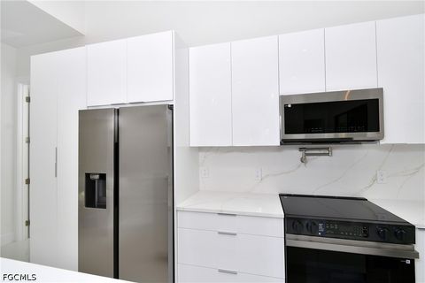 Tiny photo for 1019 Henry Avenue, Lehigh Acres, FL 33972 (MLS # 2026020169)
