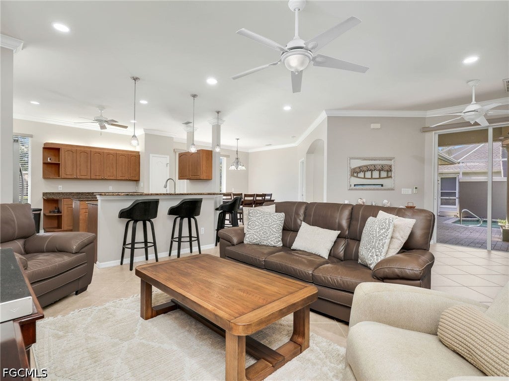 5877 ELIZABETH ANN Way