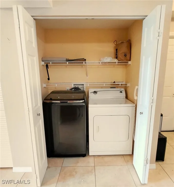 Estero, Florida 33928, United States, 1 Bedroom Bedrooms, ,2 BathroomsBathrooms,Residential,Active,248657