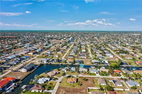4622 SW 10th Avenue Cape Coral FL 33914