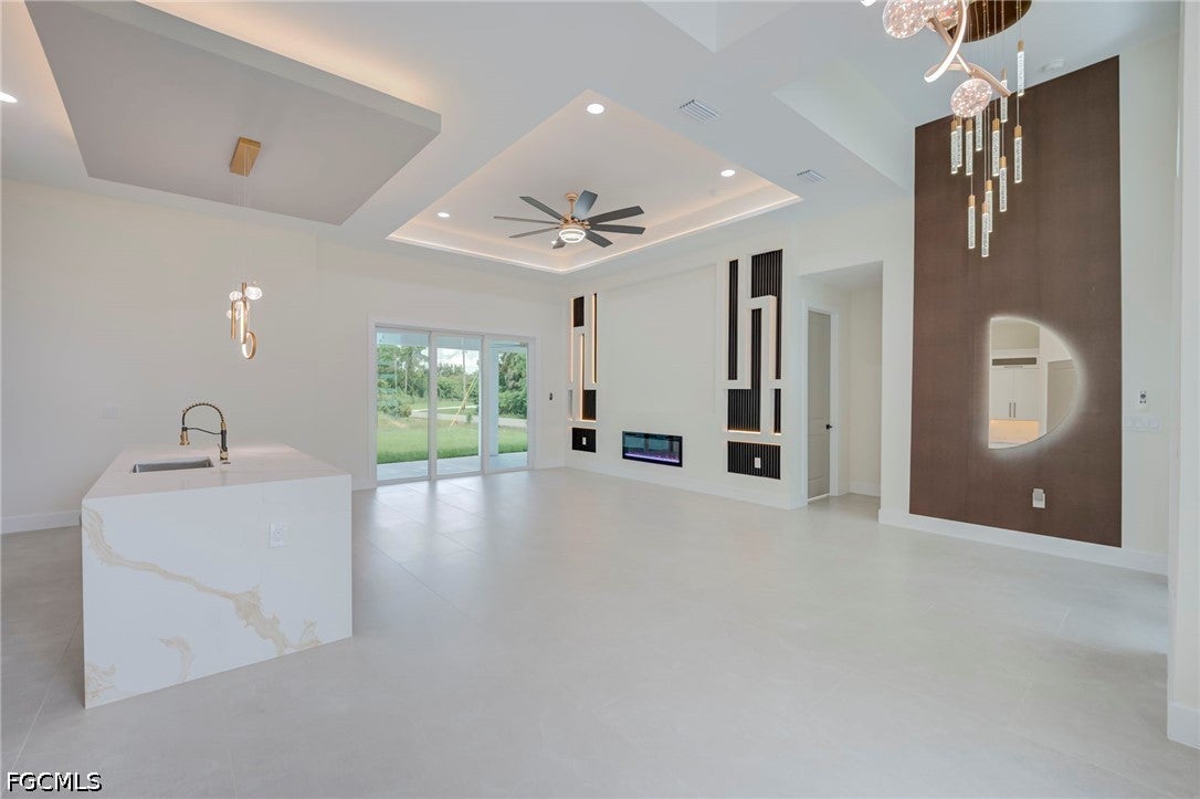2500 16th Street W