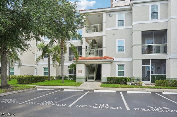 23580 WALDEN CENTER DR APT 306, ESTERO, FL 34134 - Image 0d3766c8df4f723283cd10a1488e9de7/1303473258