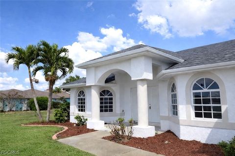 1317 NE 5th Place Cape Coral FL 33909